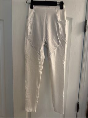 White Fanka Lift and Curve Leggings